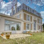 The mansion is a few minutes away. from Versailles and 30 min. from…